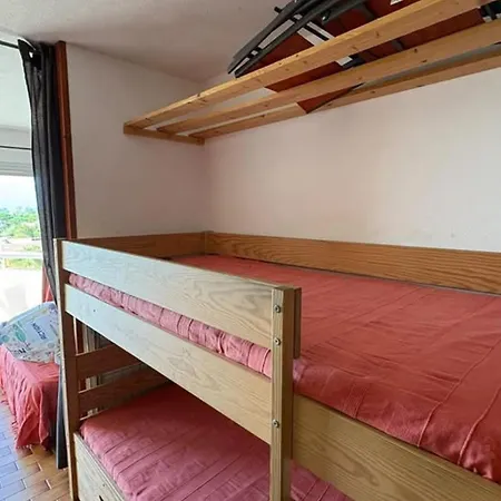 Cosy A Saint-cyprien Avec Vue Et Montagnes, Climatisation Et Parking - Fr-1-732-102
